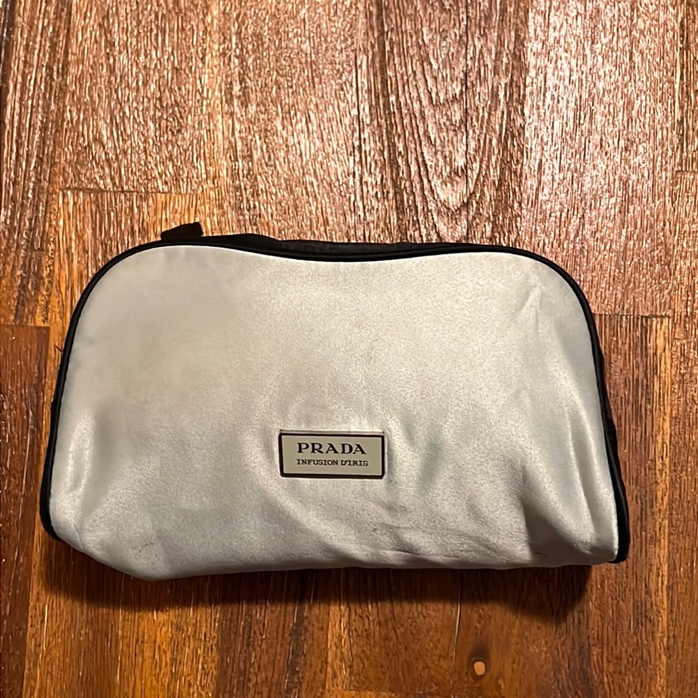 Prada infusion diris cosmetic bag
